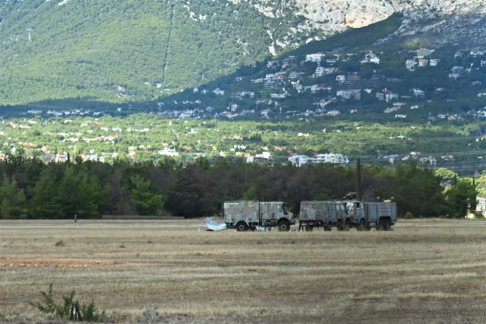 Τατόι - Εκπαιδευτικό αεροσκάφος
