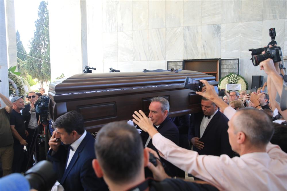 Μίμης Πλέσσας - κηδεία Μίμης Πλέσσας - κηδεία