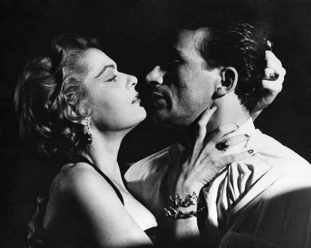 Γιώργος Φούντας - ηθοποιός Γιώργος Φούντας - ηθοποιός