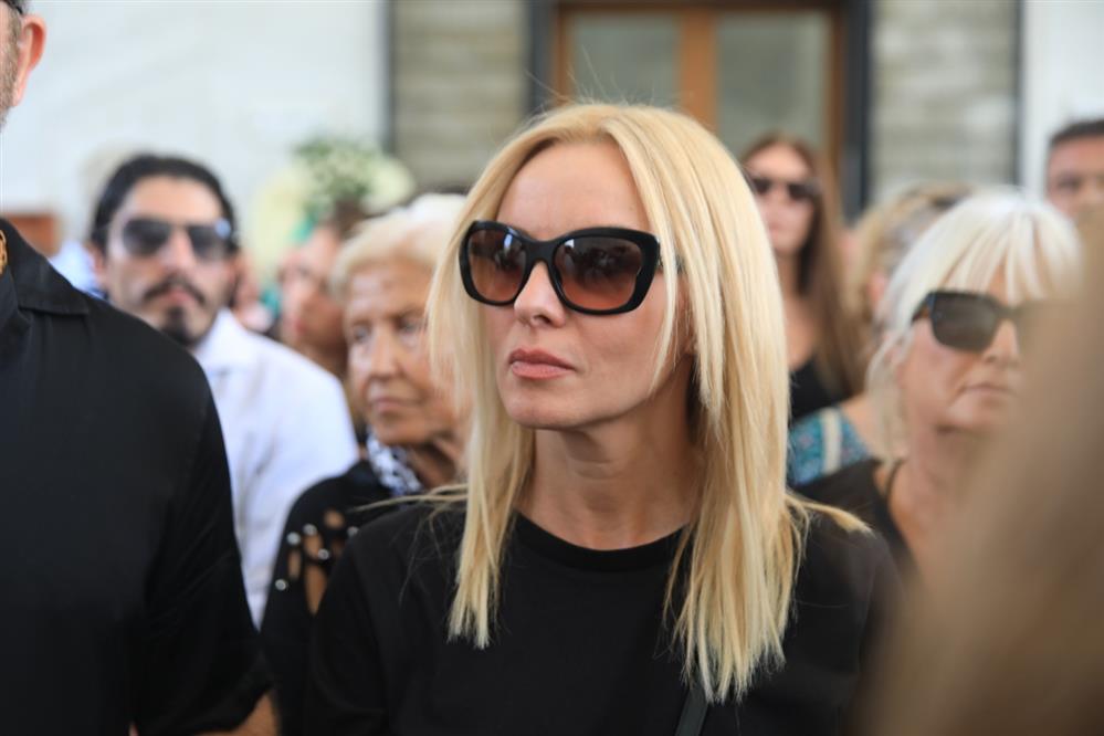 Μίμης Πλέσσας - κηδεία Μίμης Πλέσσας - κηδεία