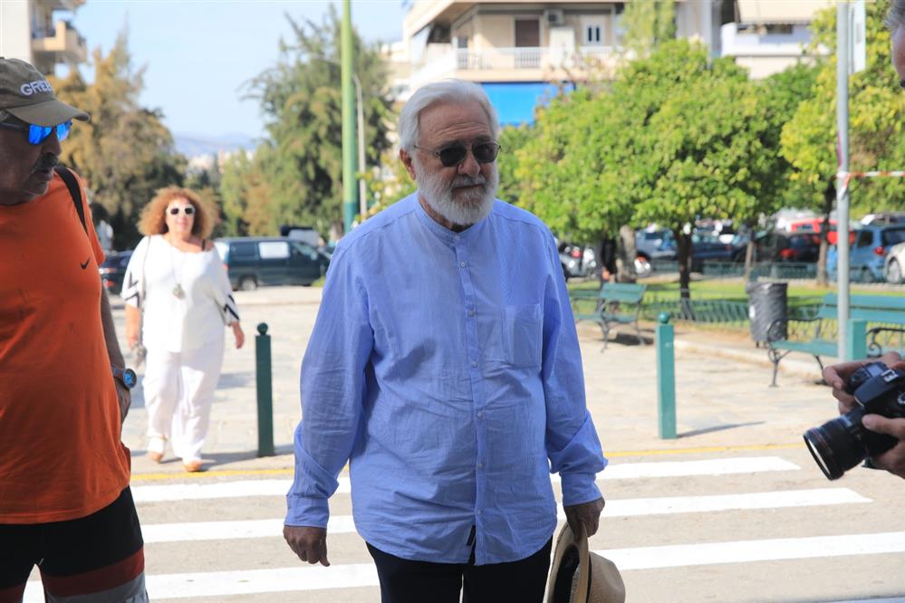 Μίμης Πλέσσας - κηδεία Μίμης Πλέσσας - κηδεία