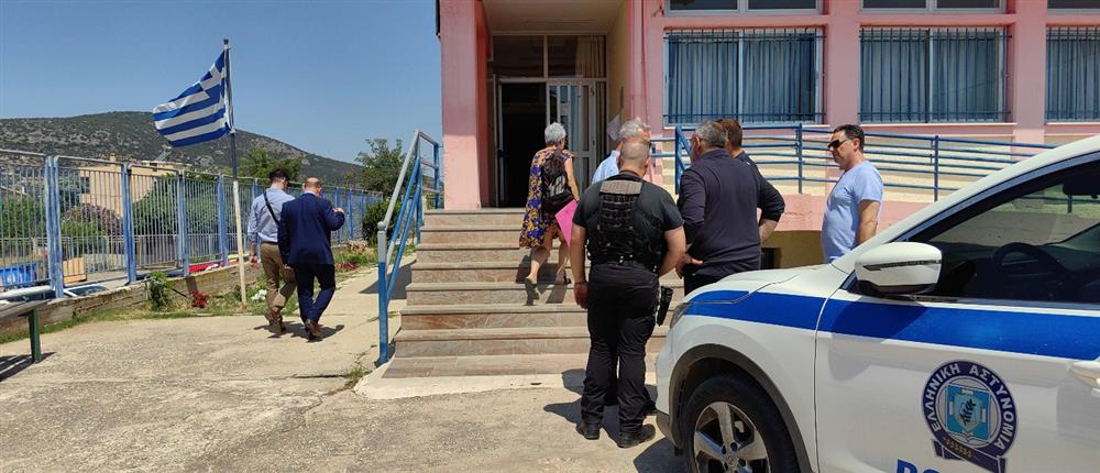 Αργολίδα - εκλογικό κέντρο - σχολείο Αργολίδα - εκλογικό κέντρο - σχολείο