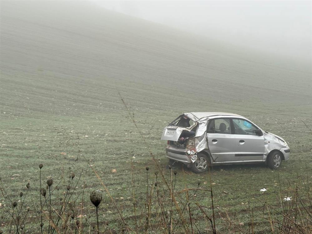 Τροχαίο - αυτοκίνητο - Λάρισα - χωράφι Τροχαίο - αυτοκίνητο - Λάρισα - χωράφι