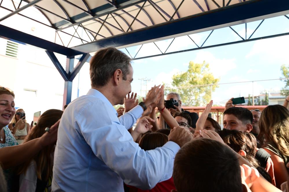 Σχολεία - Μητσοτάκης - Αγιασμός - Γλυφάδα Σχολεία - Μητσοτάκης - Αγιασμός - Γλυφάδα