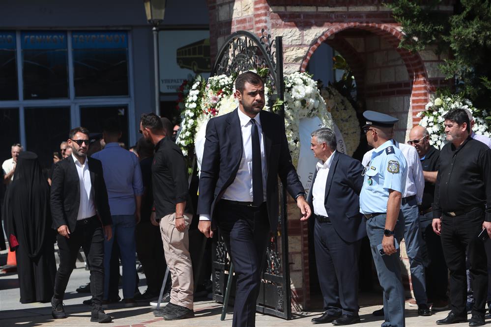 Κηδεία Απόστολου Βεσυρόπουλου Κηδεία Απόστολου Βεσυρόπουλου