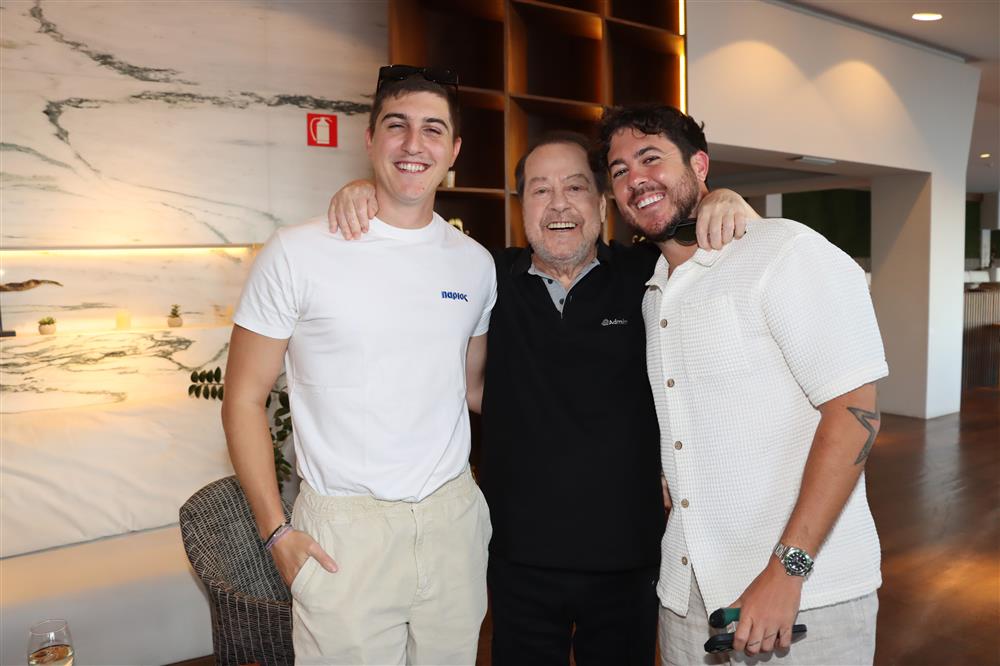 Γιάννης Πάριος