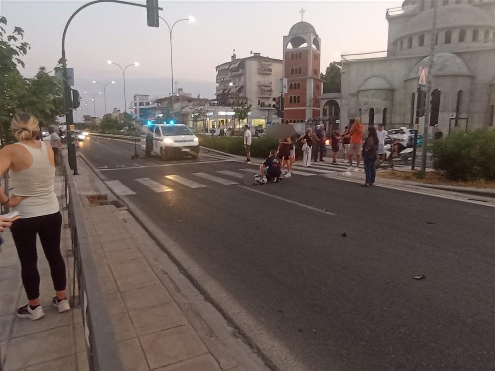 Λάρισα - ατύχημα - πατίνι Λάρισα - ατύχημα - πατίνι