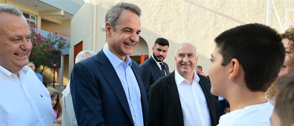 Κυριάκος - Μητσοτάκης - αγιασμός Κυριάκος - Μητσοτάκης - αγιασμός