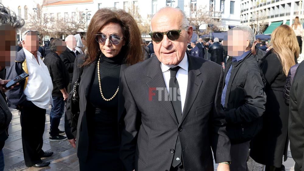 Δομάζος Δομάζος