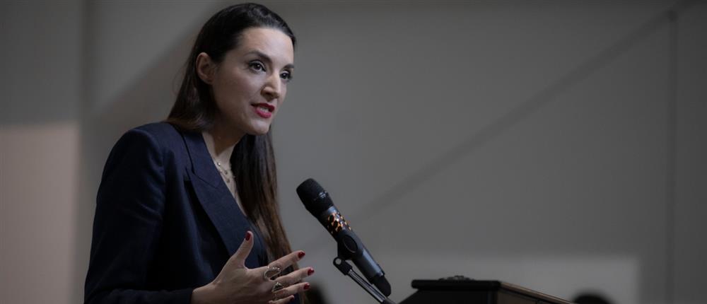 Φεστιβάλ Επιδαύρου - Παρουσίαση