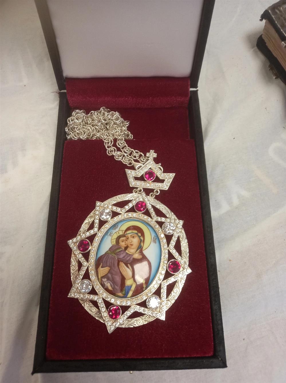 αρχαιοκαπηλια - ηγουμενος