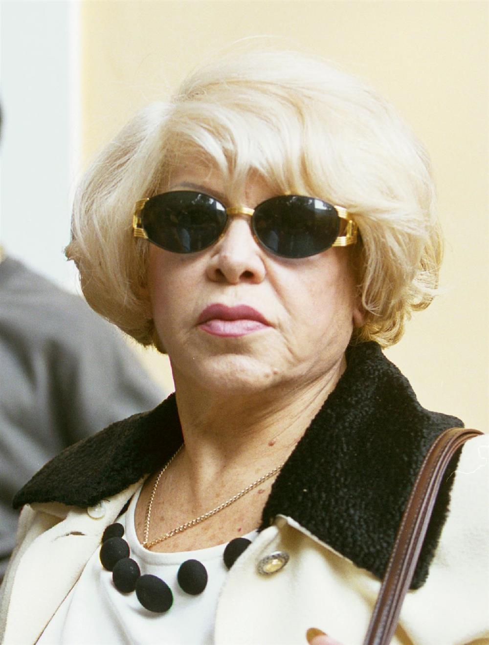 Πέθανε - Καίτη Γκρέυ Πέθανε - Καίτη Γκρέυ