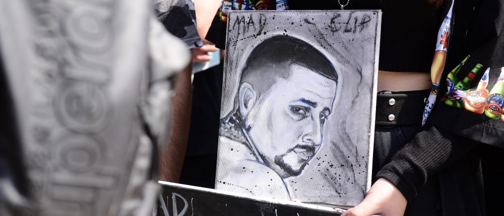 Mad clip - κηδεία