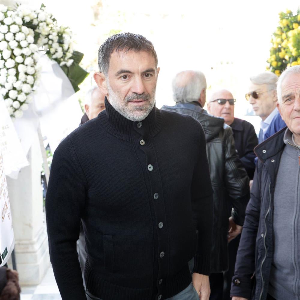 Τάκης Οικονομόπουλος Τάκης Οικονομόπουλος