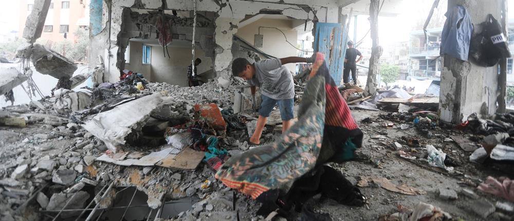 Γάζα - Λωρίδα της Γάζας - Βομβαρδισμός σχολείου Γάζα - Λωρίδα της Γάζας - Βομβαρδισμός σχολείου