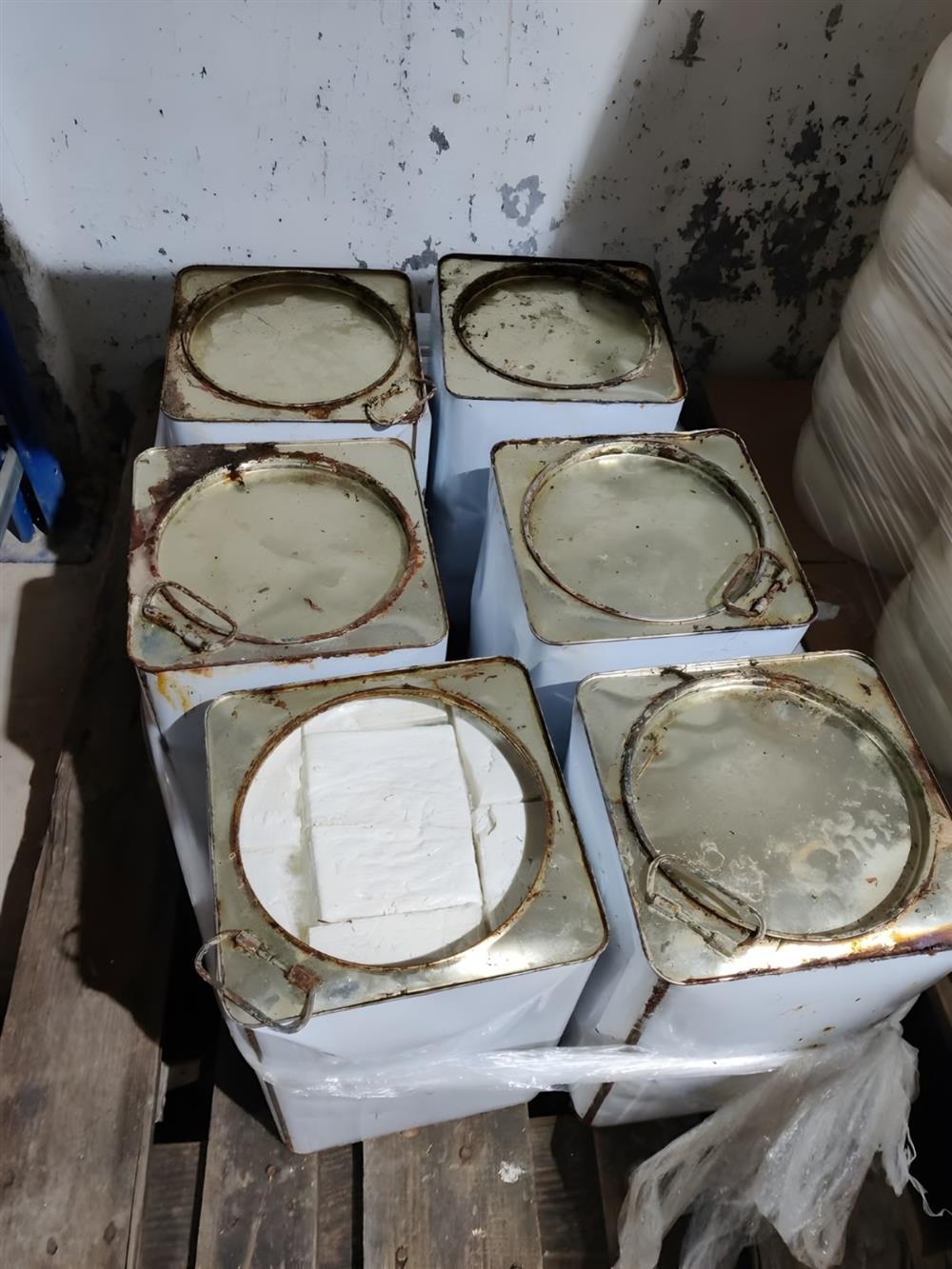 ακαταλληλα προιοντα ακαταλληλα προιοντα