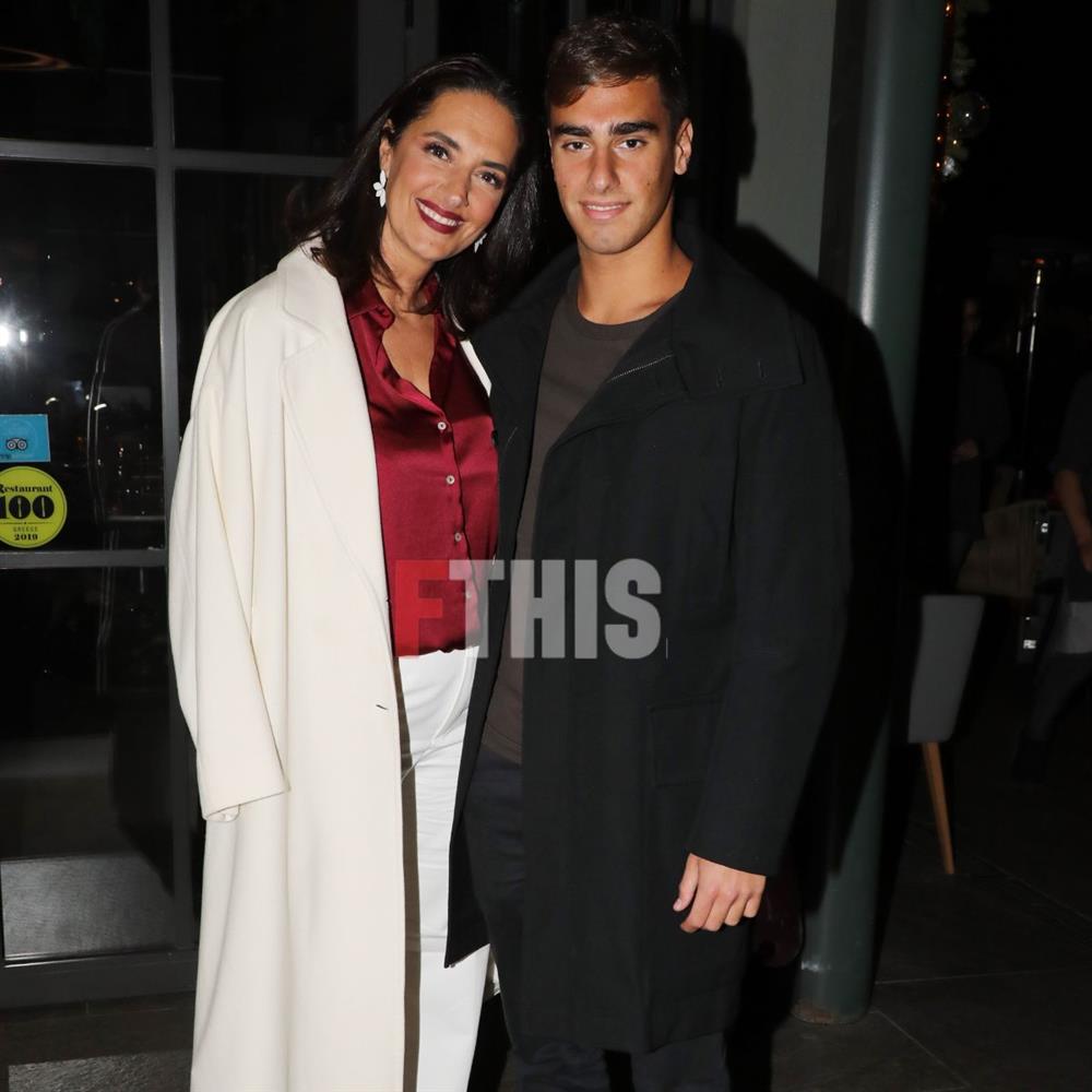 Νόνη Δούνια