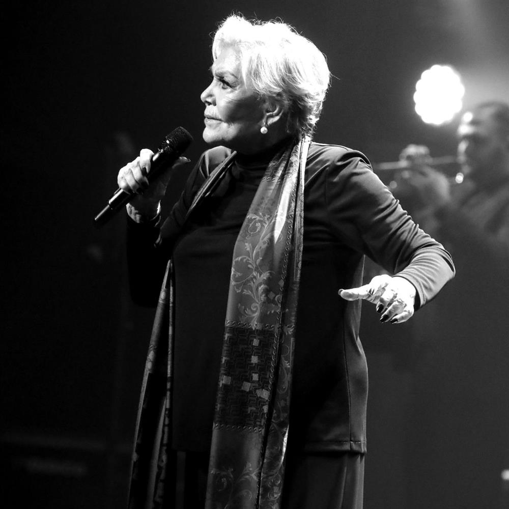 Μαρινέλλα: Σε βαριά κατάσταση και χωρίς καλή επικοινωνία με το περιβάλλον - Δύσκολες ώρες για την τραγουδίστρια