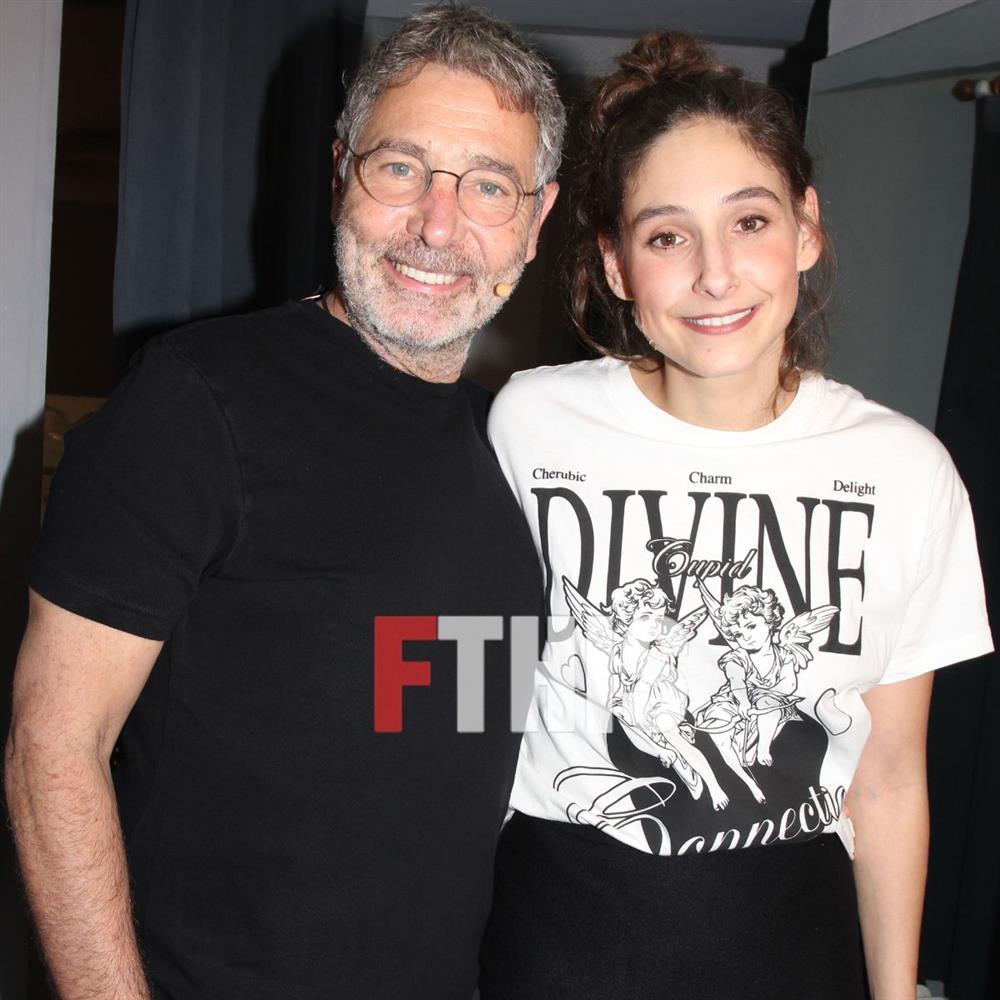 Θοδωρής Αθερίδης - Σμαράγδα Καρύδη Θοδωρής Αθερίδης - Σμαράγδα Καρύδη