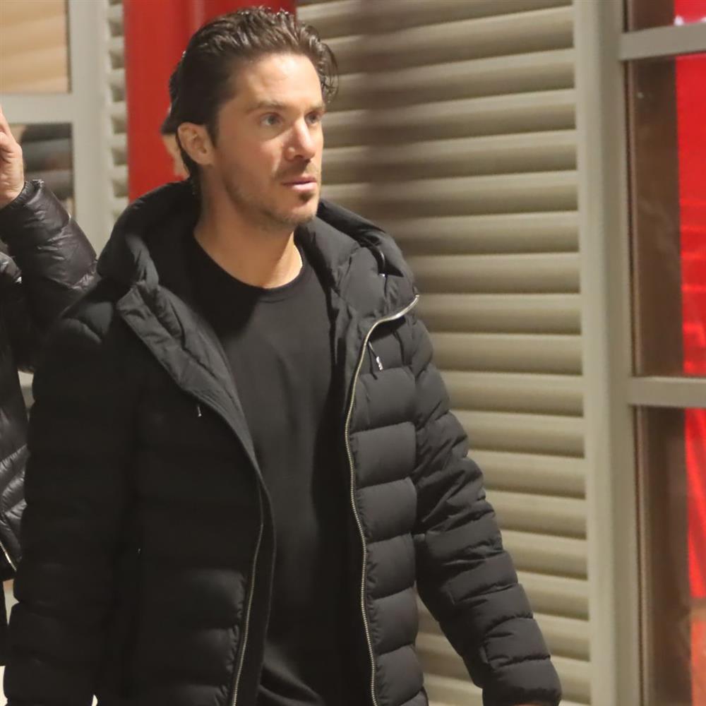 Νίκος Οικονομόπουλος