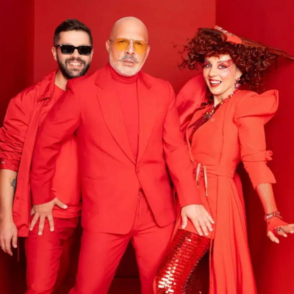 Νίκος Μουτσινάς