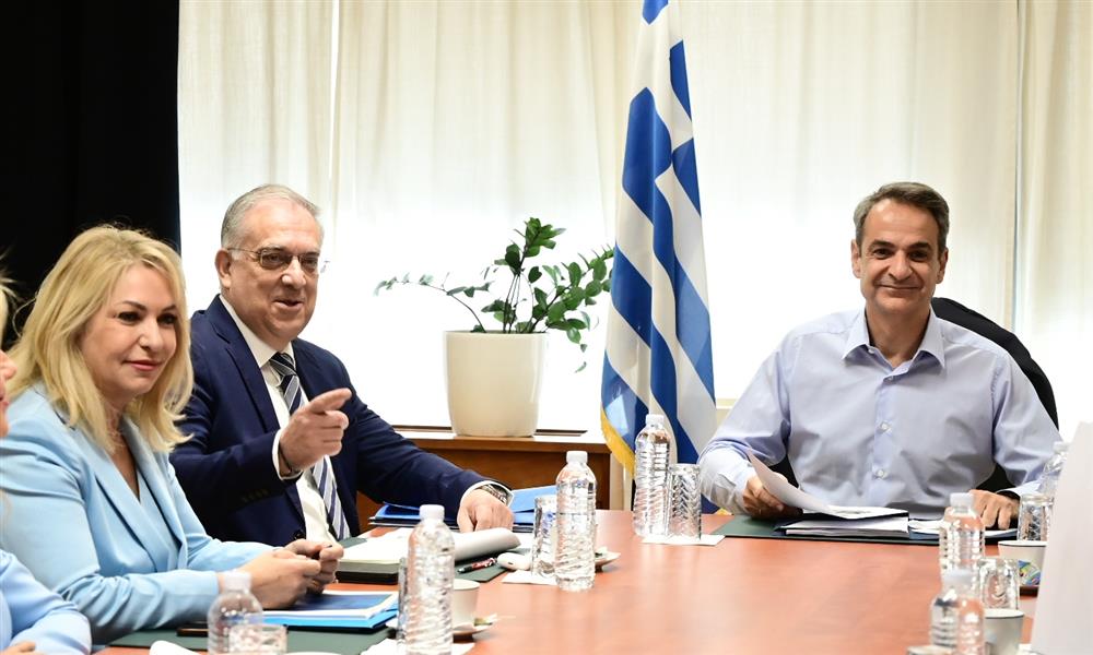 Κυριάκος Μητσοτάκης - Τάκης Θεοδωρικάκος - υπουργείο Ανάπτυξης Κυριάκος Μητσοτάκης - Τάκης Θεοδωρικάκος - υπουργείο Ανάπτυξης