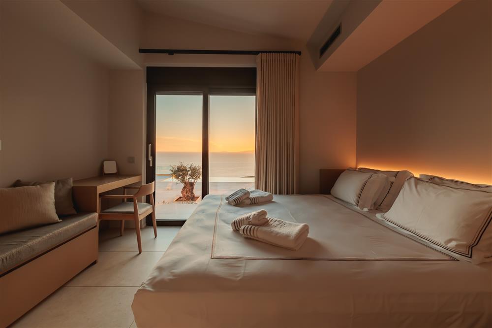 THEA MARRE ΜΑΝΗ THEA MARRE ΜΑΝΗ