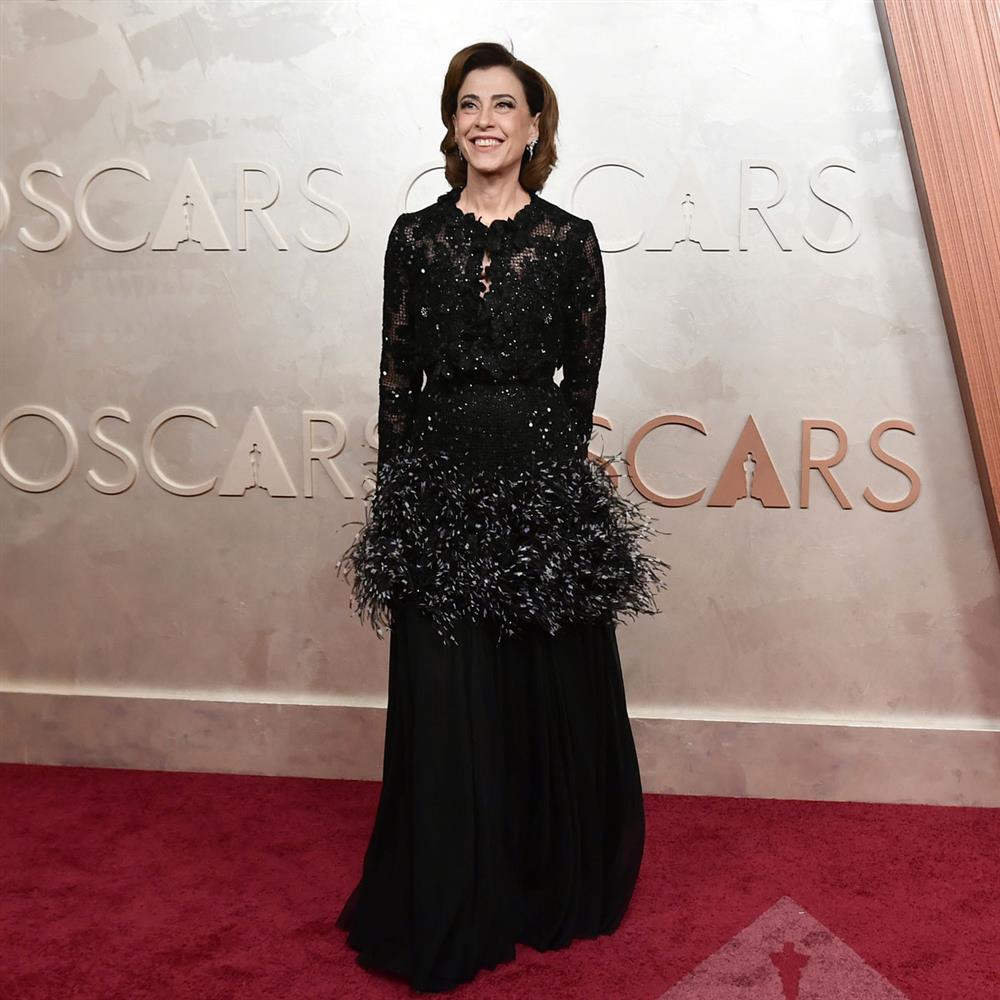 εμφανισεις εμφανισεις