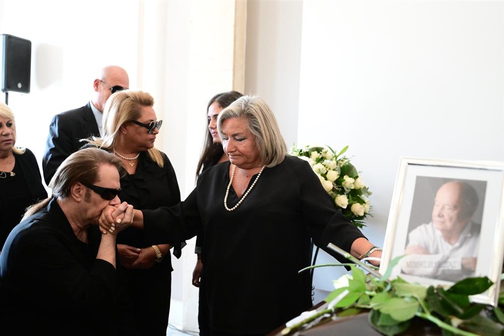 Μίμης Πλέσσας - κηδεία Μίμης Πλέσσας - κηδεία