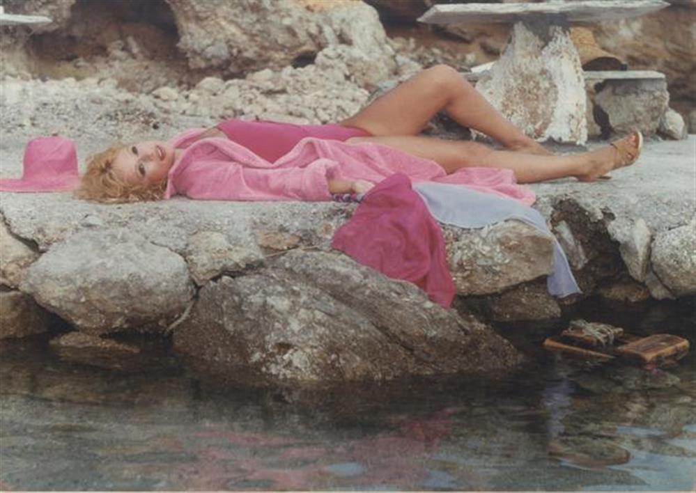 Αλίκη Βουγιουκλάκη