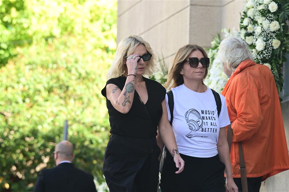 Διονύσης Σαββόπουλος κηδεία Διονύσης Σαββόπουλος κηδεία