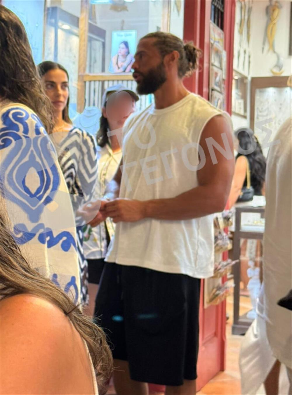 Κωνσταντίνος Βασάλος & Δανάη Βαρθολομάτου Κωνσταντίνος Βασάλος & Δανάη Βαρθολομάτου