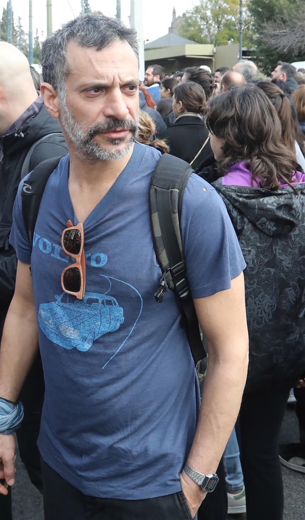 Σύνταγμα Σύνταγμα