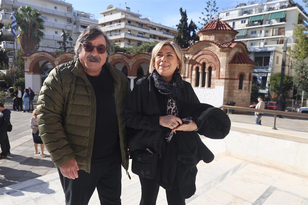 Κώστας Χαρδαβέλλας - Κηδεία Κώστα Χαρδαβέλλα Κώστας Χαρδαβέλλας - Κηδεία Κώστα Χαρδαβέλλα