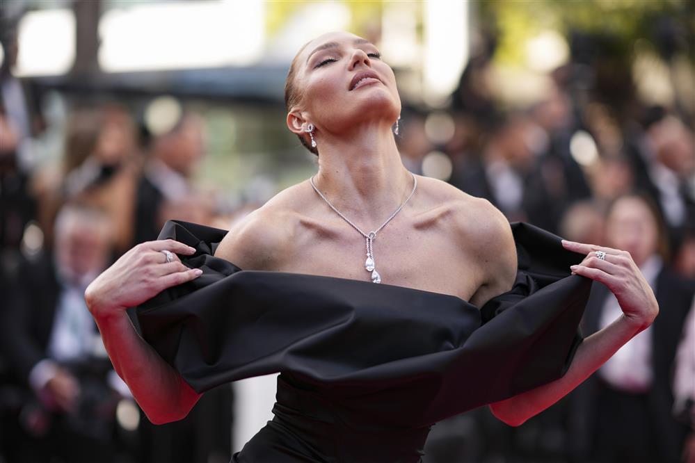 Κάντις Σουάνπολ Κάντις Σουάνπολ