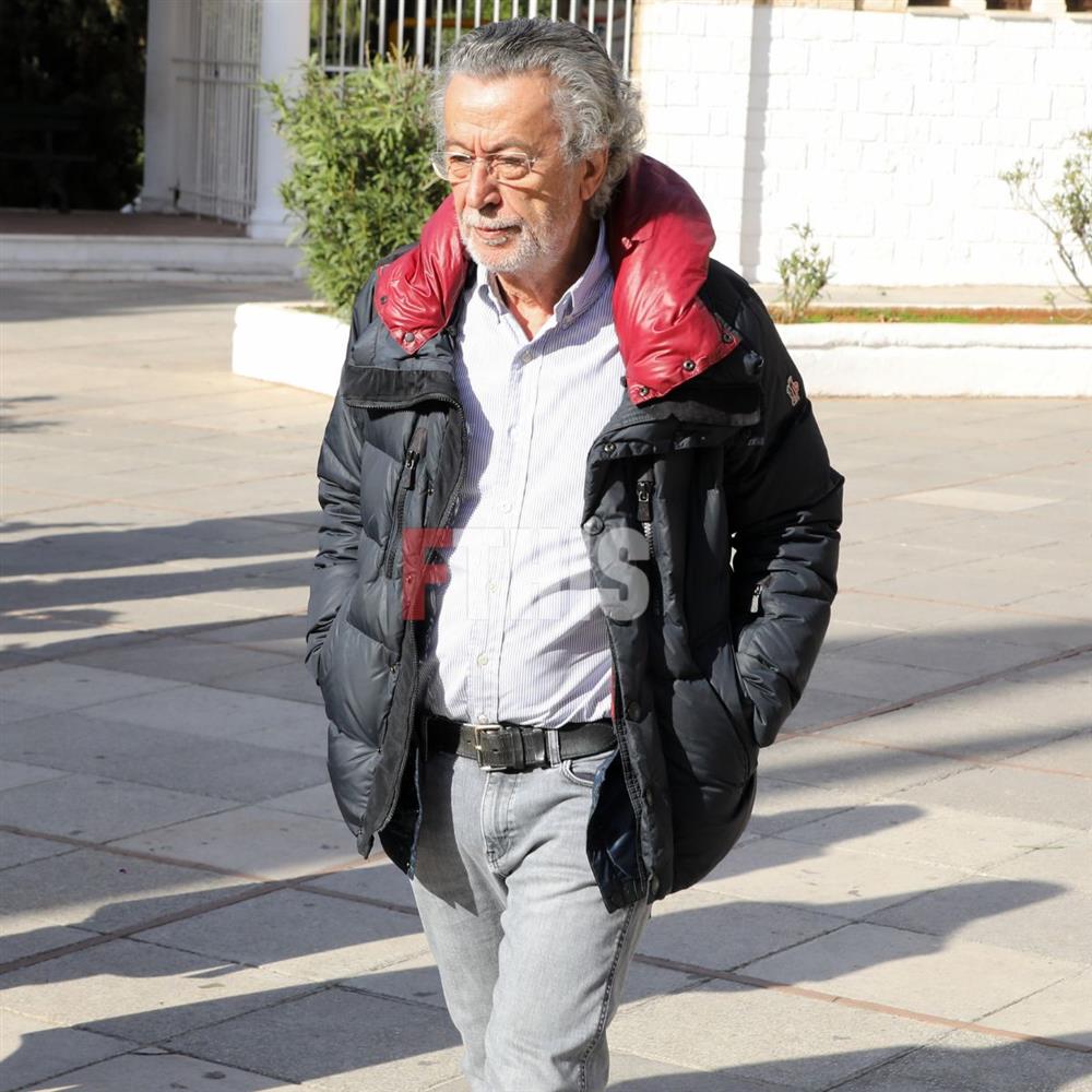 Κώστας Χαρδαβέλλας κηδεία Κώστας Χαρδαβέλλας κηδεία