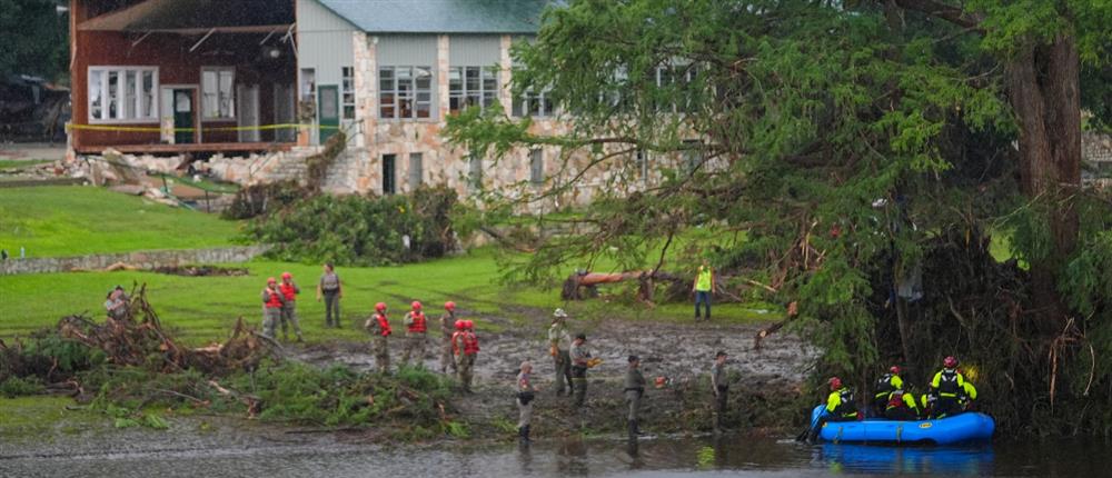 Τέξας - πλημμύρες - έρευνες Τέξας - πλημμύρες - έρευνες