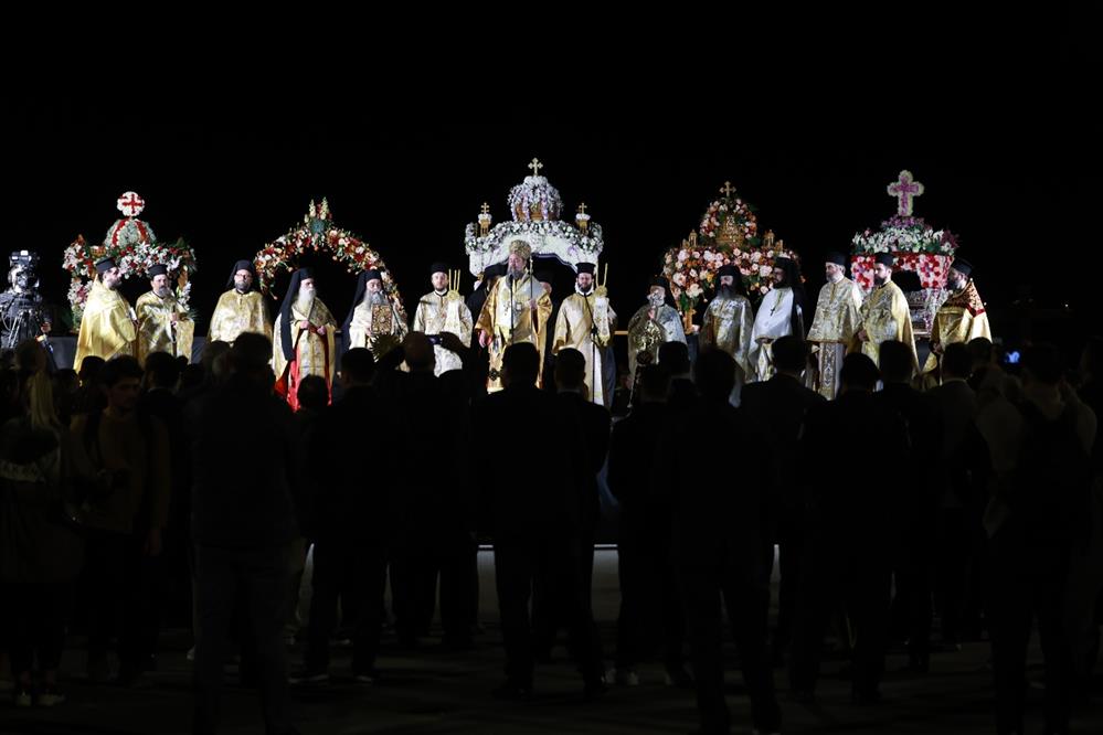 Επιτάφιος - συγκέντρωση επιταφίων - Θεσσαλονίκη Επιτάφιος - συγκέντρωση επιταφίων - Θεσσαλονίκη