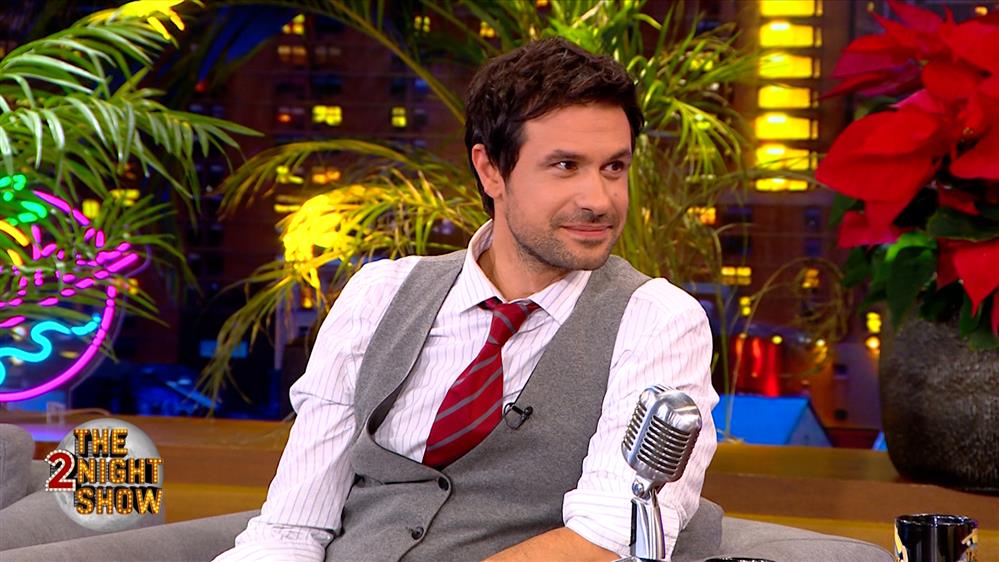 THE 2NIGHT SHOW - Ορφέας Αυγουστίδης