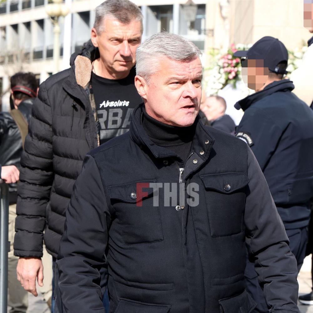 Δομάζος Δομάζος