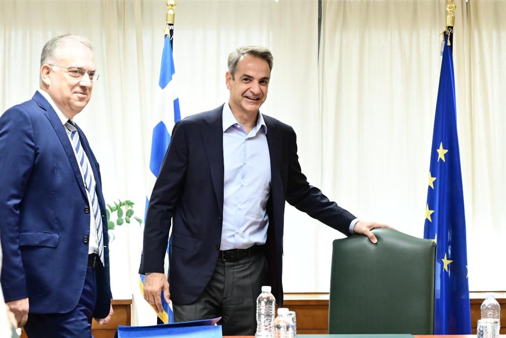 Κυριάκος Μητσοτάκης - Τάκης Θεοδωρικάκος - υπουργείο Ανάπτυξης Κυριάκος Μητσοτάκης - Τάκης Θεοδωρικάκος - υπουργείο Ανάπτυξης