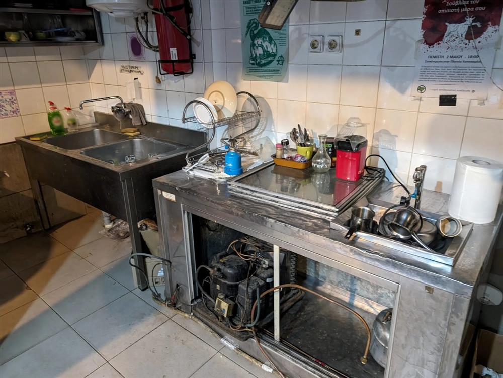 Λόφος Στρέφη - Εκκένωση κατάληψης Λόφος Στρέφη - Εκκένωση κατάληψης