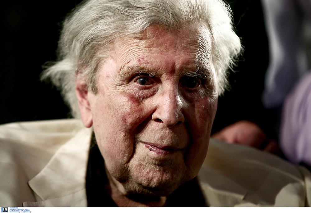 Μίκης Θεοδωράκης