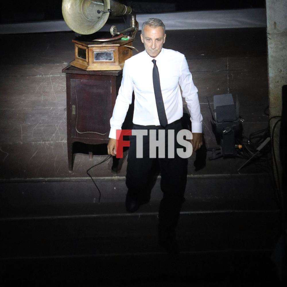 Όλγα Κεφαλογιάννη - Μίνως Μάτσας Όλγα Κεφαλογιάννη - Μίνως Μάτσας