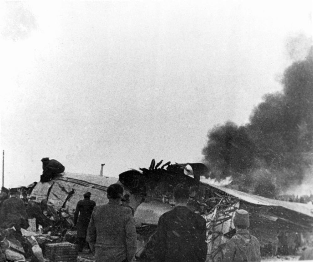 Μόναχο - Μάντσεστερ Γιουνάιτεντ - αεροπλάνο Μόναχο - Μάντσεστερ Γιουνάιτεντ - αεροπλάνο