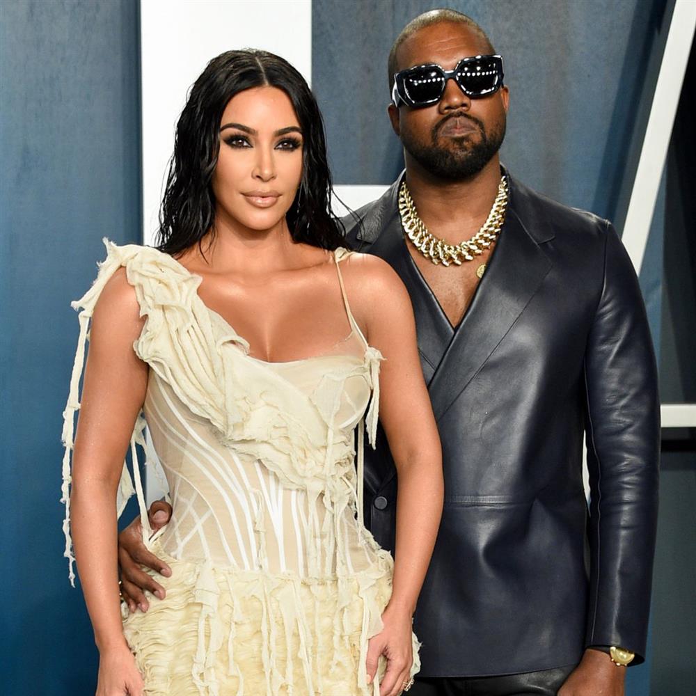 "Πόλεμος" ανάμεσα σε Κιμ Καρντάσιαν και Κάνιε Γουέστ: Αφορμή η συμμετοχή της 11χρονης κόρης τους σε τραγούδι με τον Diddy
