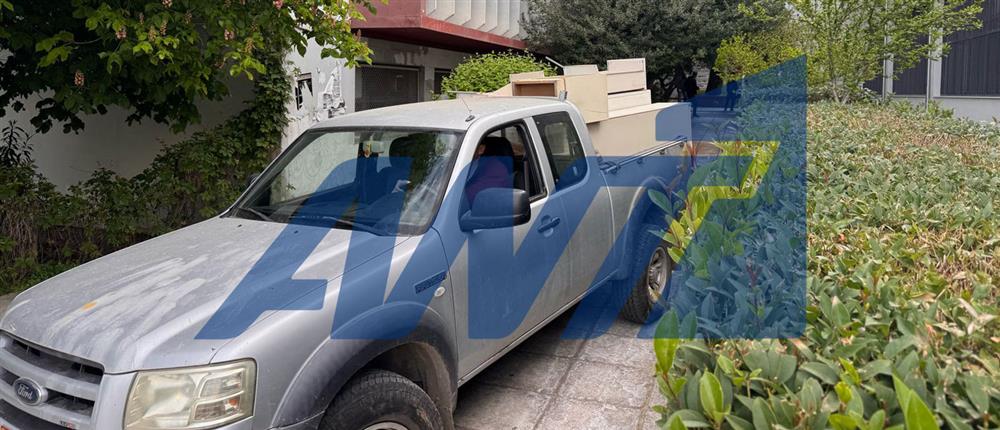 Αστυνομική επιχείρηση - εκκένωση κατάληψης - ΑΠΘ Αστυνομική επιχείρηση - εκκένωση κατάληψης - ΑΠΘ