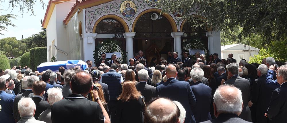 Κηδεία Μολυβιάτη