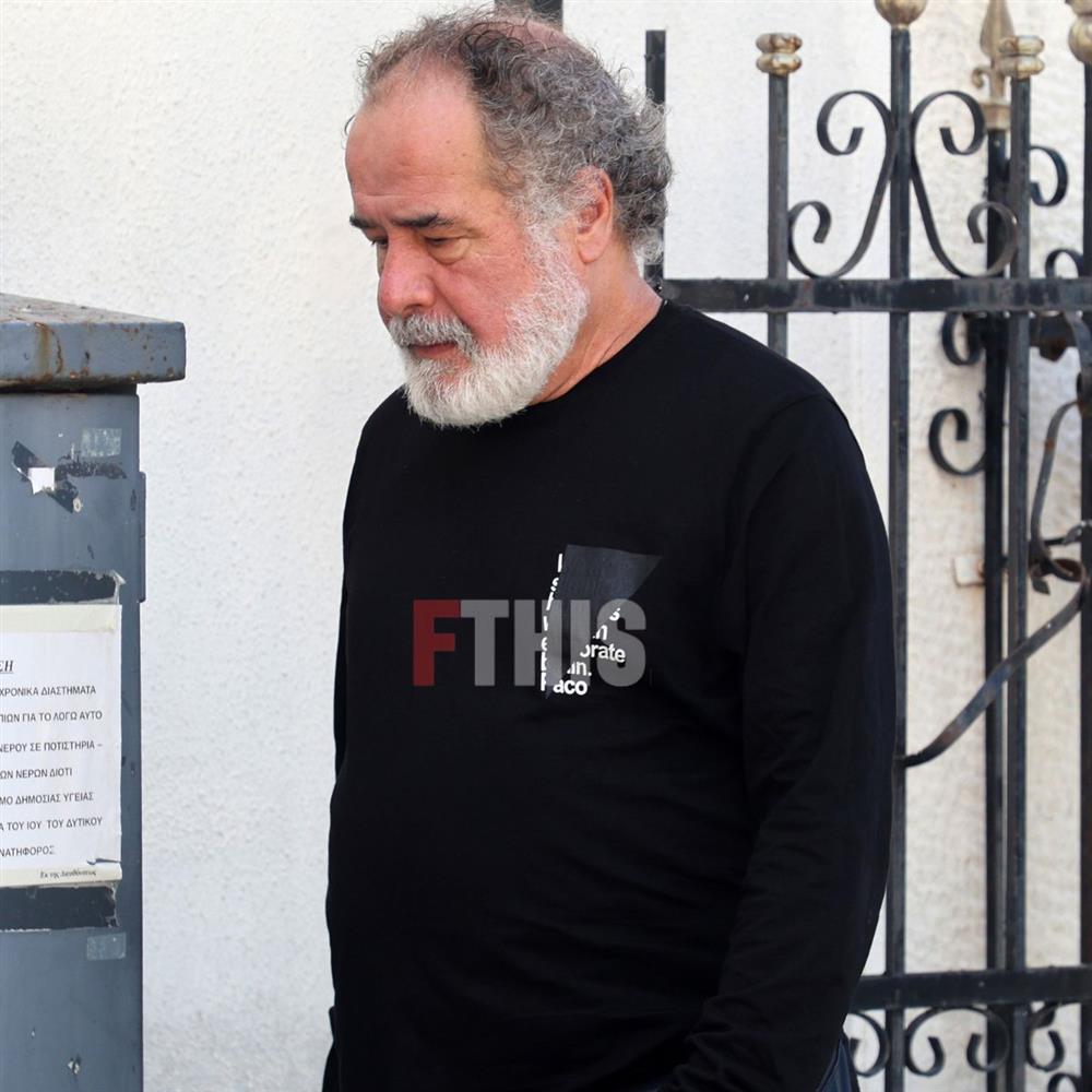 Κηδεία Ντίνου Καρύδη Κηδεία Ντίνου Καρύδη