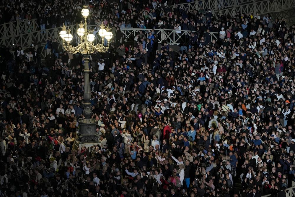 Βατικανό - Μάυρος καπνός Βατικανό - Μάυρος καπνός